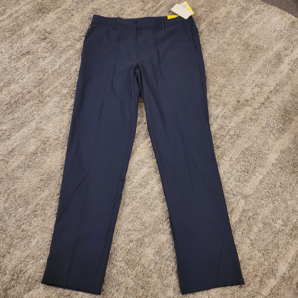 NWT All in Motion Men's Navy LIGHTWEIGHT Pants NO BACK POCKETS AND FITS SMALL